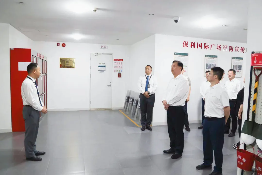 b62879efe4ad4cb583aa201b2e199776